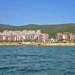 Marina And Panorama Apart Otel