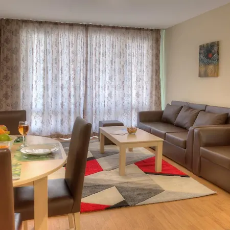 Lägenhetshotell Marina And Panorama