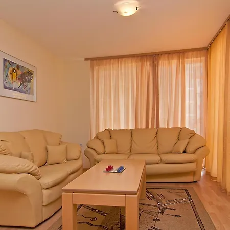 Lägenhetshotell Marina And Panorama Sveti Vlas