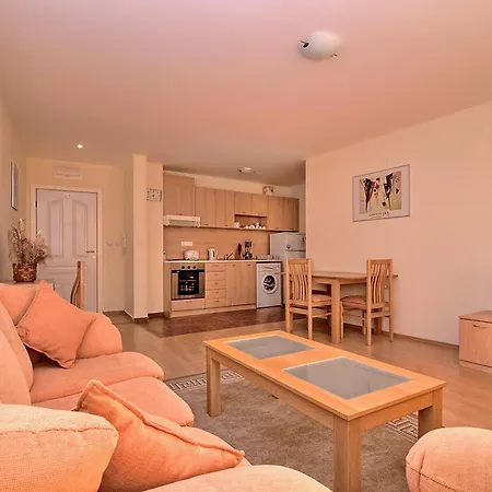 Lägenhetshotell Marina And Panorama 3*